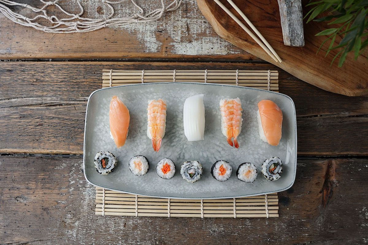 Sushi BOX mit Soya Sauce & Wasabi
