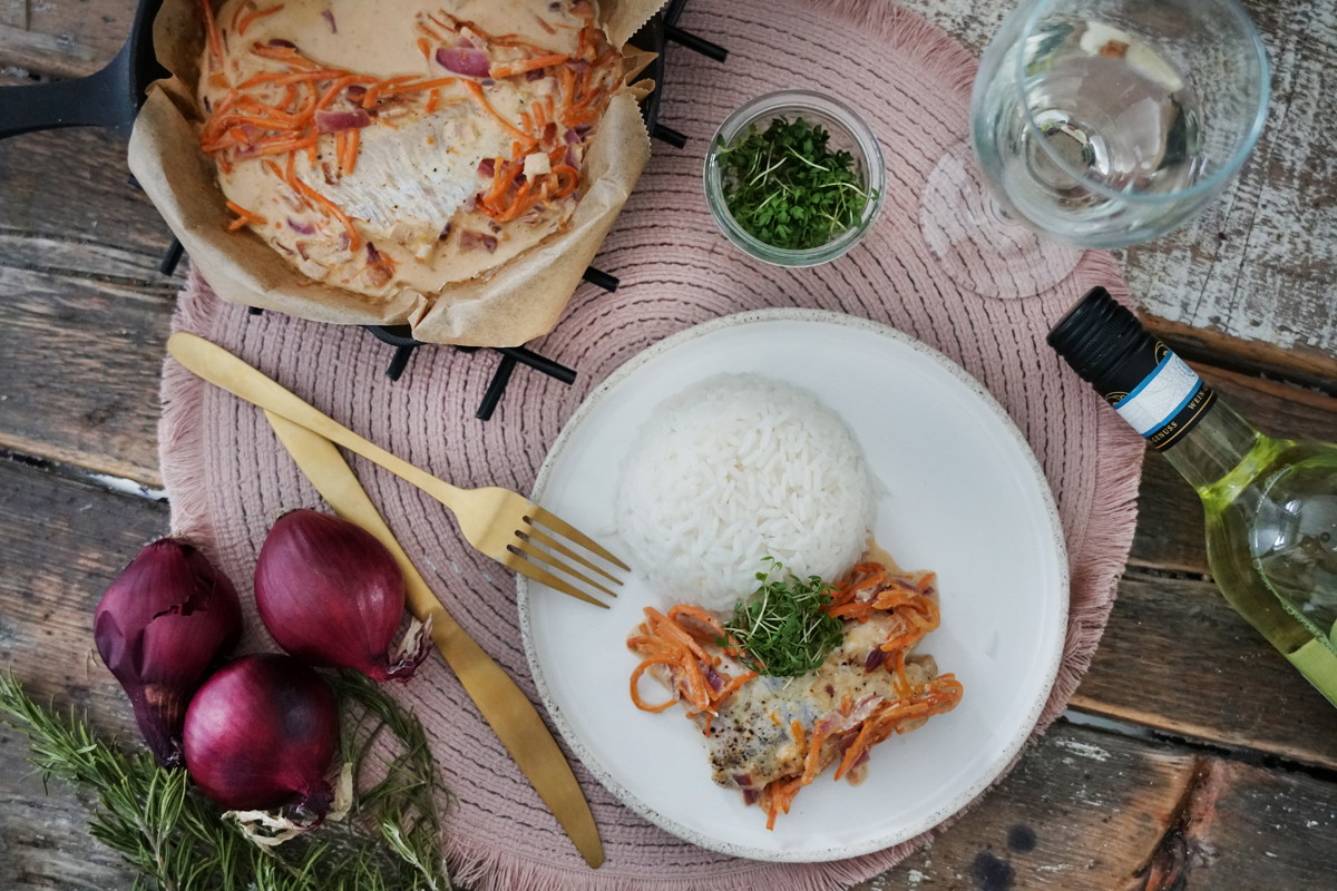 Rotbarsch in Sahne-Senf-Sauce