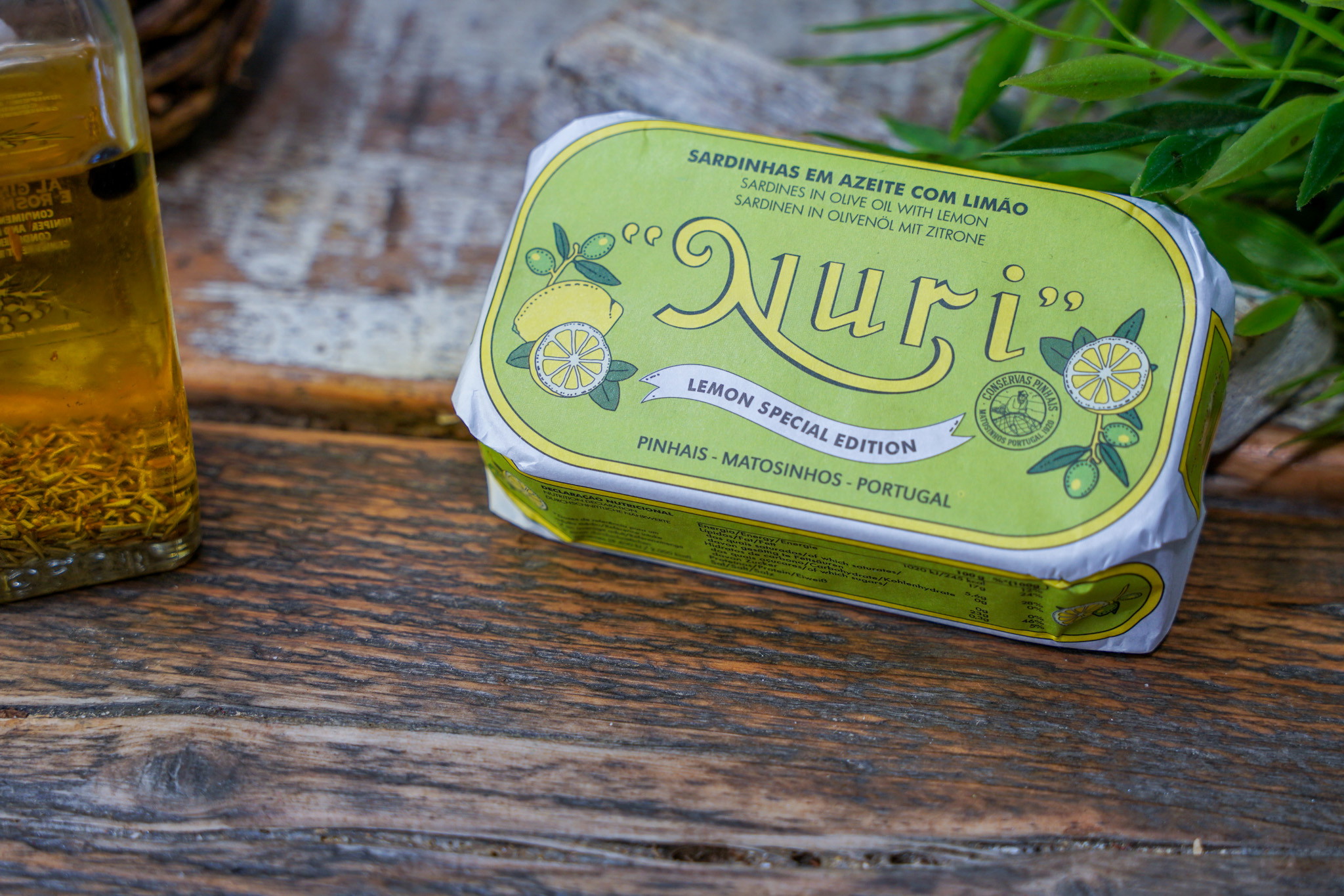 Nuri - Sardinen in Olivenöl mit Zitrone