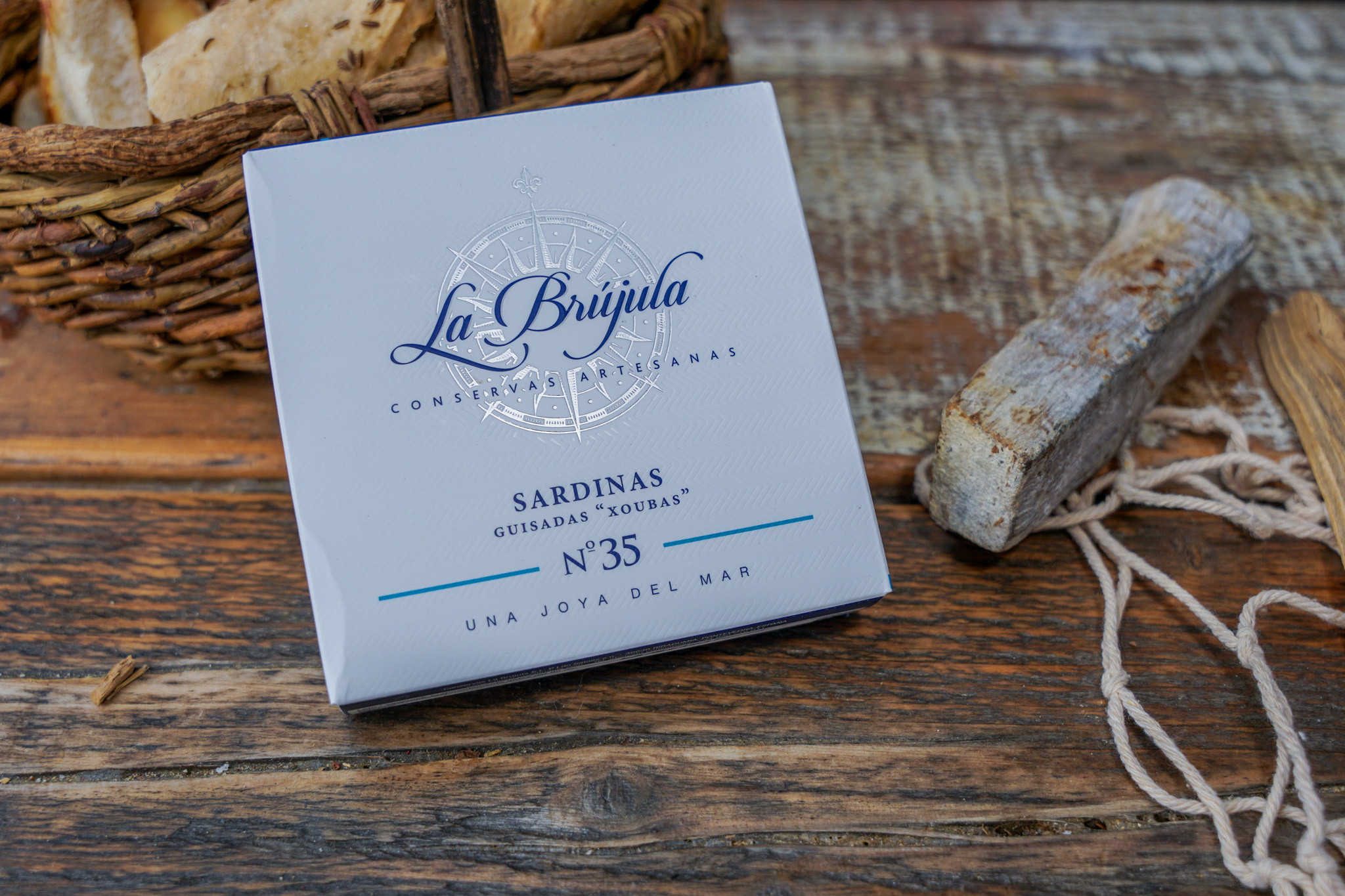 La Brújula - N°35 Mehlierte Sardinen galizischer Art